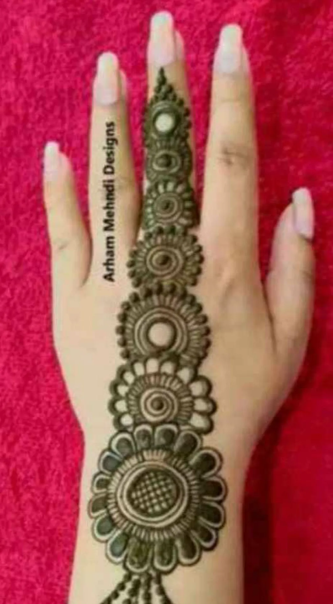 Easy Beautiful Mehndi Design for Back Hand - YouTube-omiya.com.vn